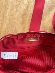 Lulu Lemon Everywhere Belt Bag ✨