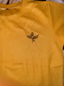 yellow t-shirt