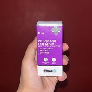 The Derma Co Face Serum