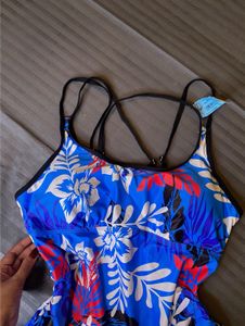 Floral padde top