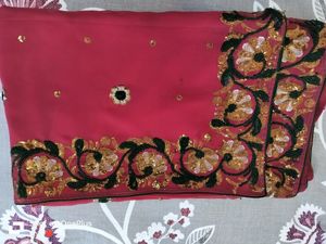 Beautiful Saree With Tari Work