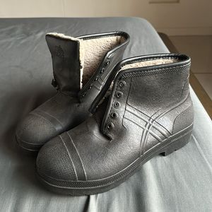ANTI SLIP RUBBER BOOTS FOR ALL WEATHER