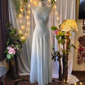 Elegant Light Blue Maxi Dress