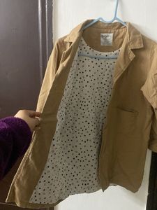 girls trench coat 8-10yr old