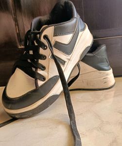 Black N White Sneakers