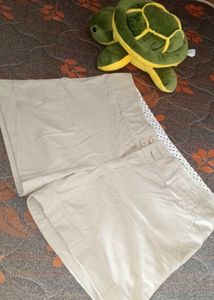 Cute Khaki Shorts