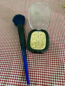 MakeUp Blush + Lakme Brush For Bulsh (combo)