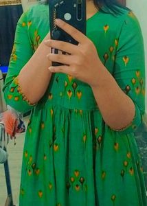 Green Frok With Amazing Work Of Design