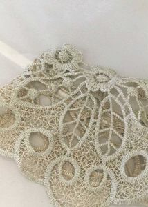 Golden Thread Neck