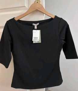 Black H&amp;M Top ( BOAT NECK )