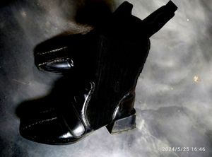 Vintage Black Leather Boots