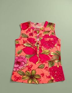 Floral Print Sleeveless Top