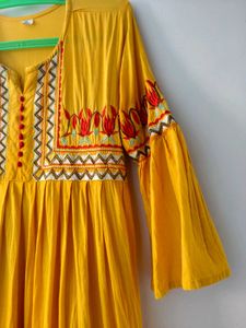 Mustard Yellow Floor length Ethnic Dress in XL