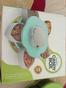 Flower Shaped Plate with Lid