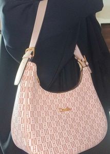 Chic Patterned Handbag