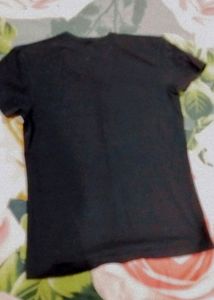 Black M Sized T Shirt For Daily Wear