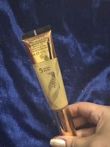 Charlotte Tilbury Beautiful Skin Foundation Shade5