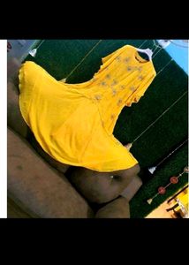 Beautiful yellow dress