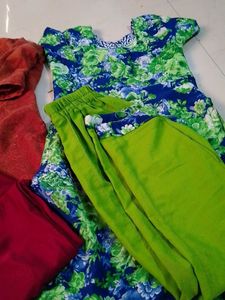 Combo 2  Kurti Set Girl🎊