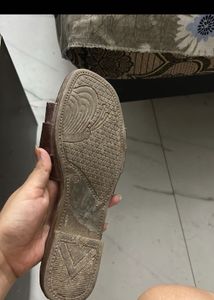 Brown Leather Flipflops ❤️