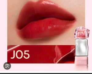 Mistine Thai Latte Juicy Lip Glaze