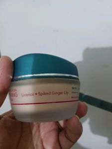 Himalayan Clear Complexion Brightening Day Cream