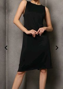 Sleek Black Sleeveless Slip Dress