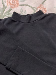 Never Worn Black Long Sleeve Midi Dress