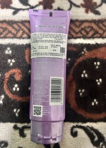 L&#39;Oreal Revitalift Hyaluronic Acid Cleanser