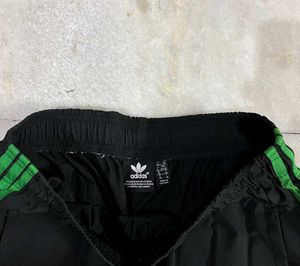 ADIDAS ORIGINALS 3 STRIPES STRAIGHT FIT TRACKPANTS