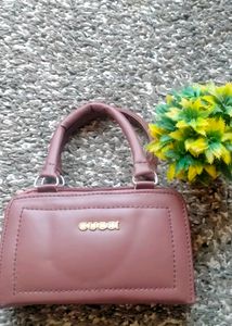 Brand-new Gucci Slingbag