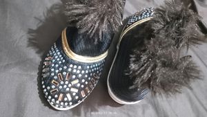 Black Colour Girls Beautiful Stylish Shoe😊