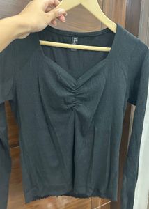Black sweet heart neck top