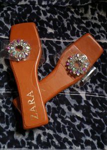 ZARA BRAND FLATS
