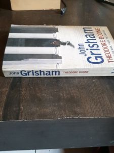 JOHN GRISHAM- THEODORE BOONE