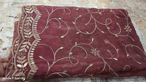 Elegant gold crush saree