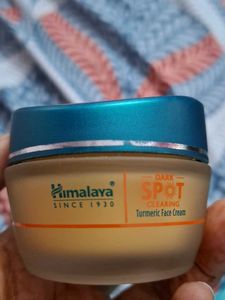 Himalaya Dark Spot Clearing Cream