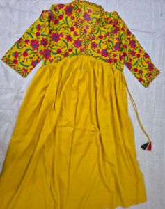 Beautiful Yellow cotton kurti🌼