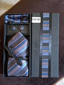 NEW Silk Tie, Cufflinks And Pocket Square Gift Set