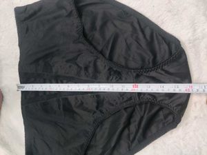 Black High-Waisted Panties