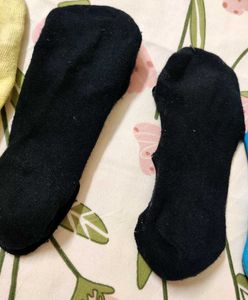 3 Pairs Socks 🧦🧦 (Mostly U*** Loafers)
