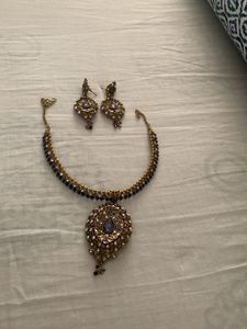 Elegant Necklace & Earring Set