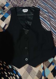 Chic Black Vest