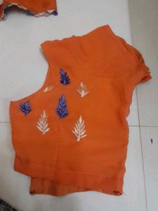 Sarees With Blouse And Petticoat