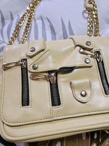 Yellow Chain Sling/Hand Bag💌✨
