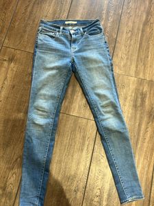 Levis Super Skinny Jeans 👖 Size 27
