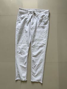 White Frayed Hem Denim Jeans