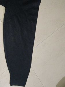 Black V-Neck Pullover