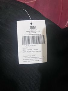 Black Ruched Off-shoulder Short Sleeves Crop Top