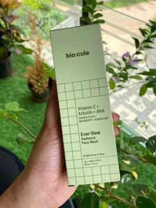 Biocule Everglow Radiance Facewash